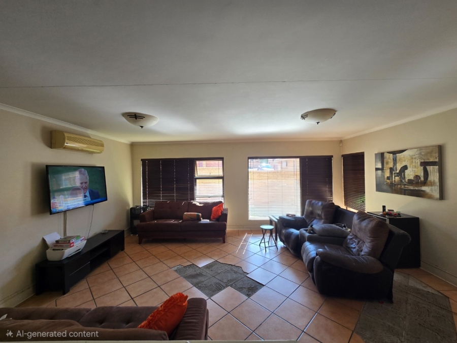 3 Bedroom Property for Sale in Heuwelsig Free State